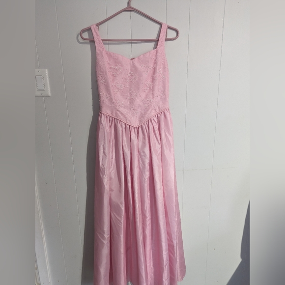 1980s BarbieCore Gown - Picture 3 of 3